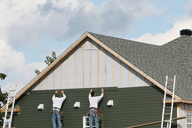 Professional Siding Replacement technician working in Dry Ridge, OH